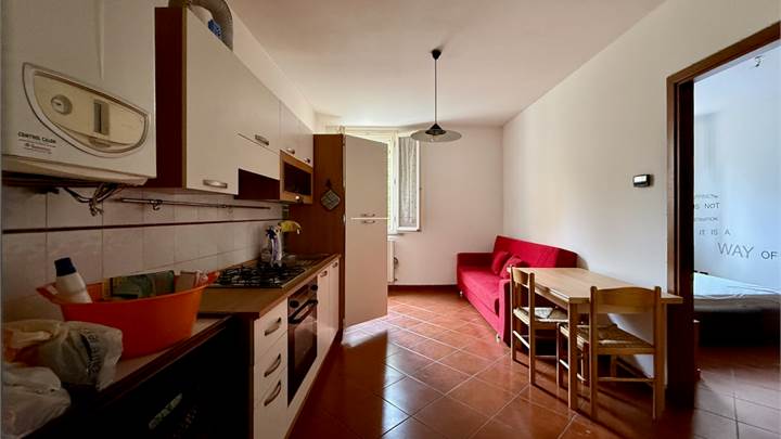 Piccola scala, appartamento disponibile